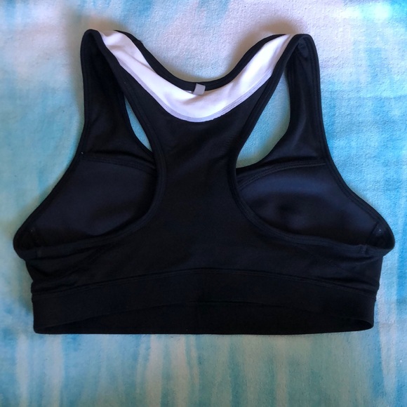 Nike Sports Bra - Picture 4 of 8